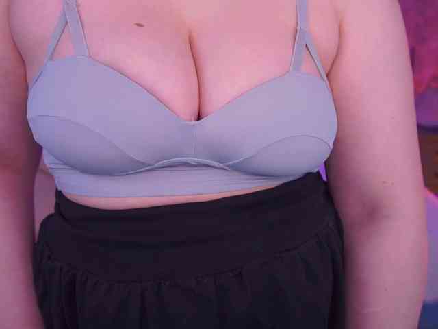 KiraKolobok webcam