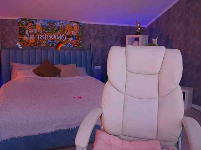 KiraKolobok webcam