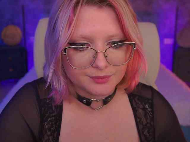 KiraKolobok webcam