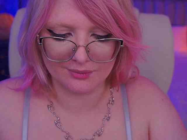 KiraKolobok webcam