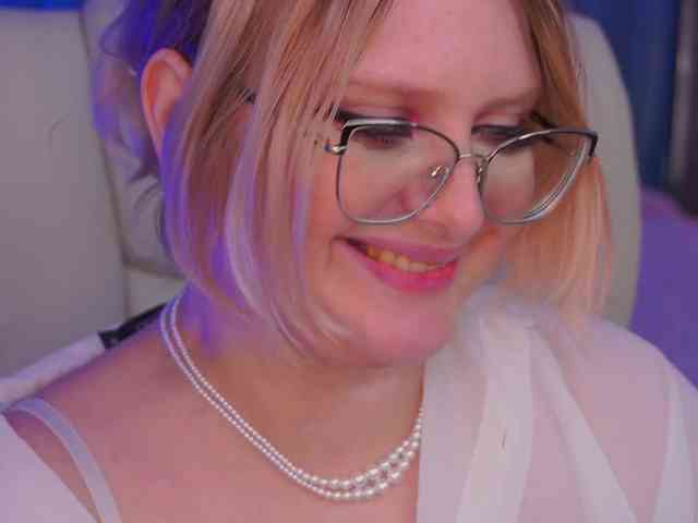 KiraKolobok webcam