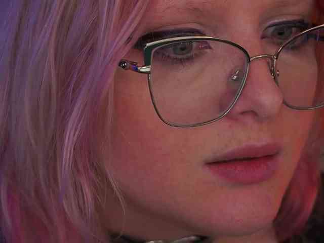 KiraKolobok webcam
