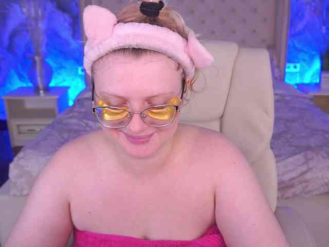 KiraKolobok webcam