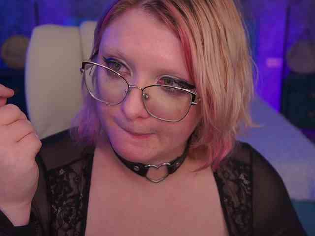 KiraKolobok webcam