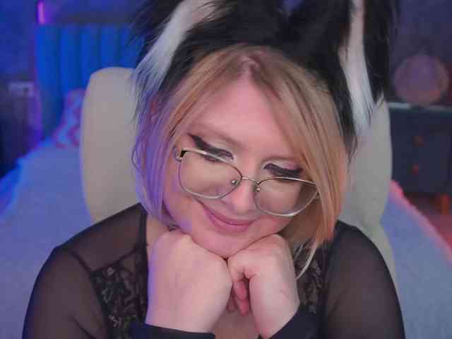 KiraKolobok webcam