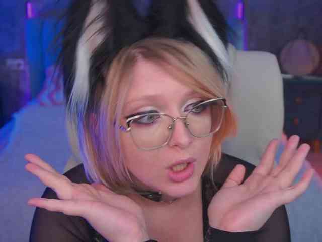 KiraKolobok webcam