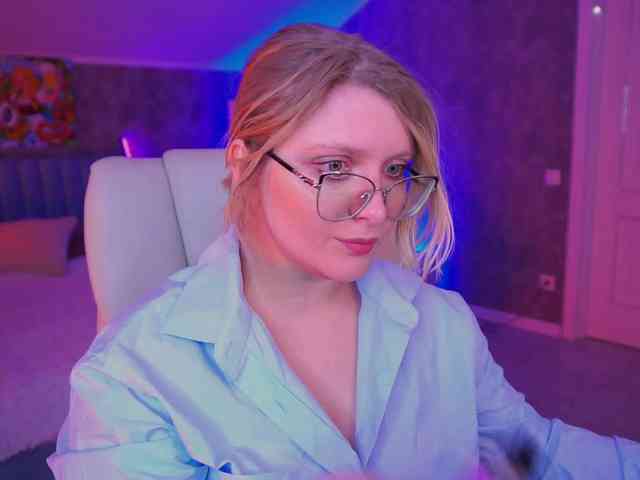 KiraKolobok webcam