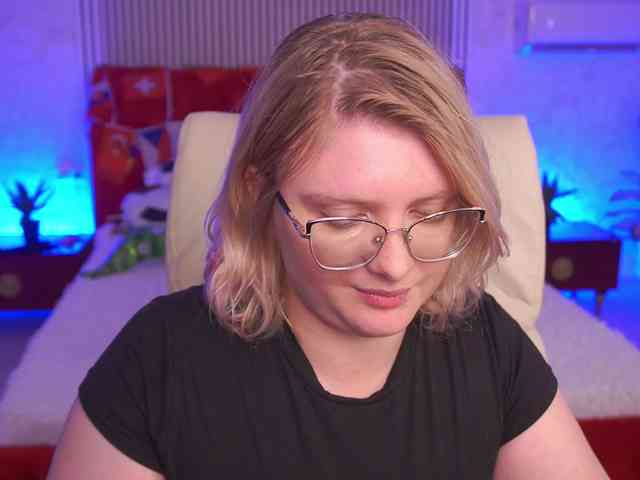 KiraKolobok webcam