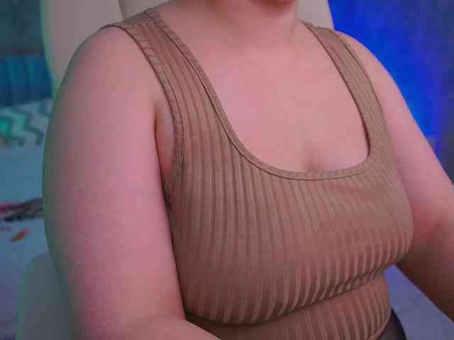 KiraKolobok webcam