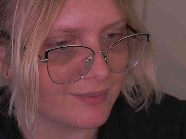 KiraKolobok webcam