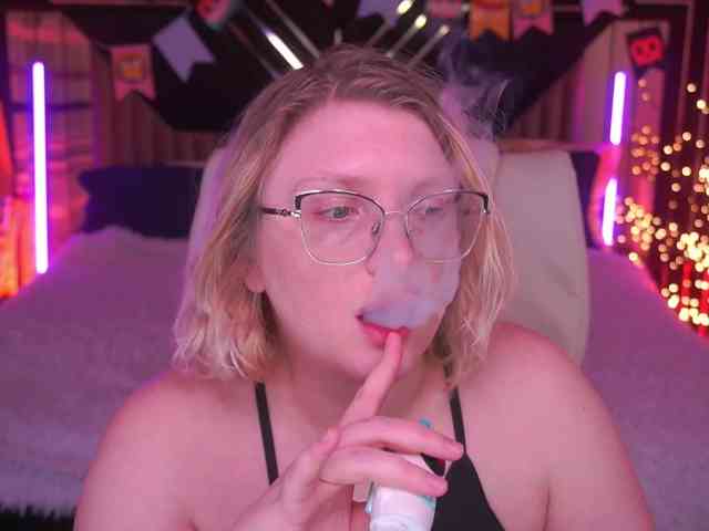 KiraKolobok webcam