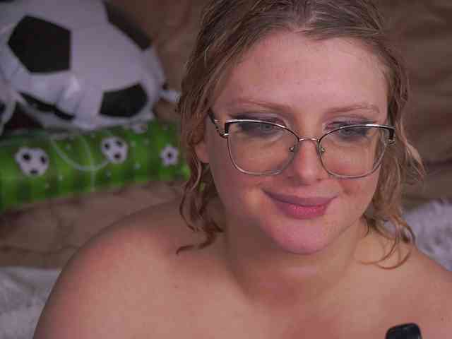 KiraKolobok webcam
