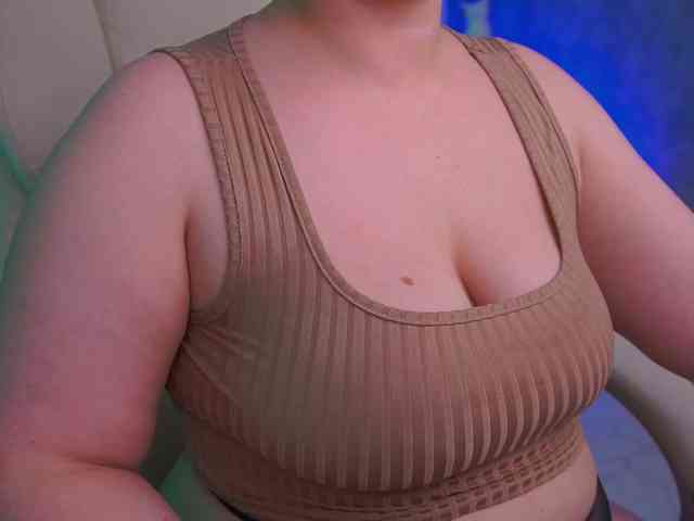 KiraKolobok webcam