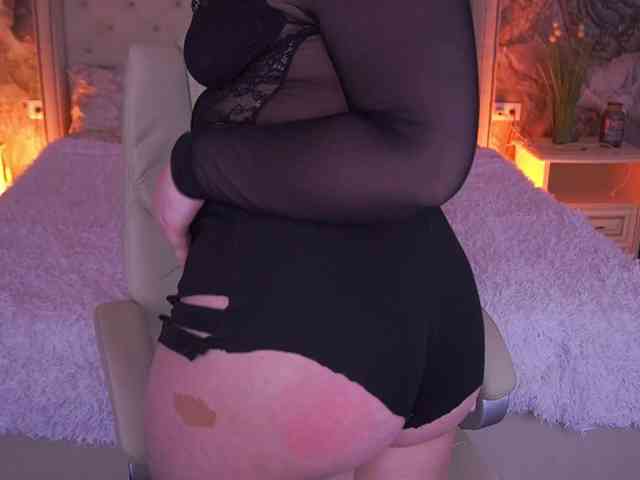 KiraKolobok webcam