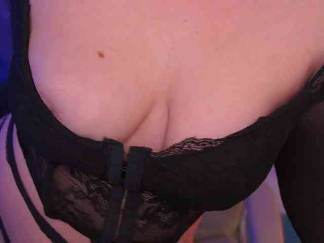 KiraKolobok webcam