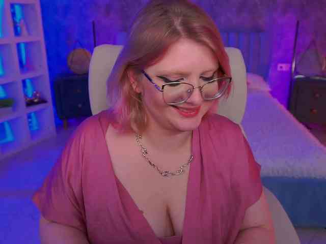 KiraKolobok webcam