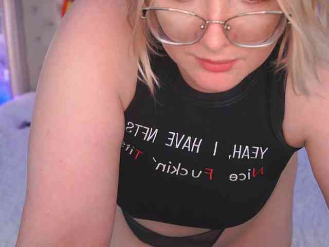 KiraKolobok webcam