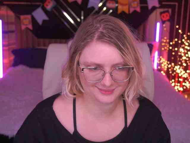 KiraKolobok webcam