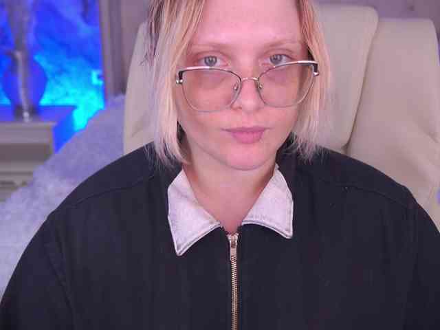 KiraKolobok webcam
