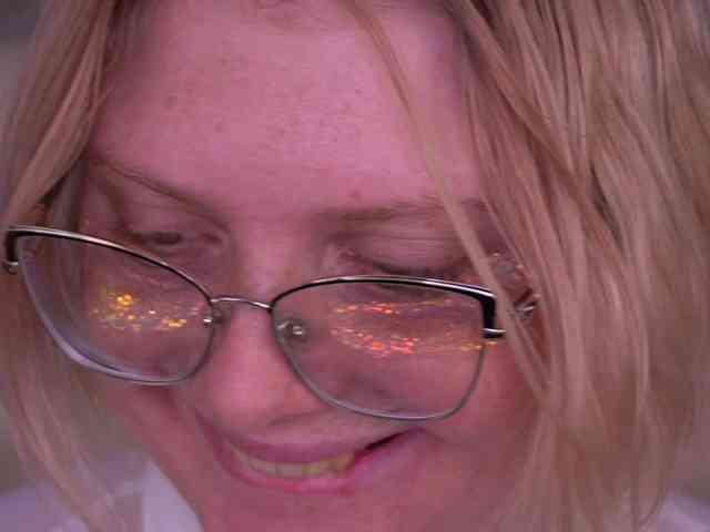 KiraKolobok webcam