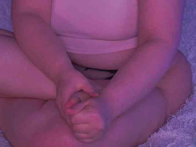 KiraKolobok webcam