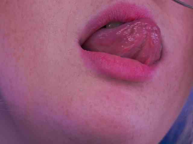 KiraKolobok webcam