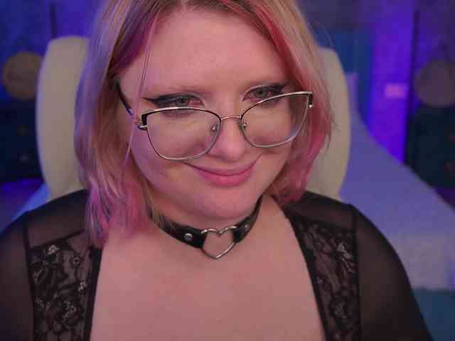 KiraKolobok webcam
