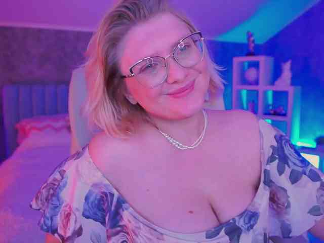 KiraKolobok webcam
