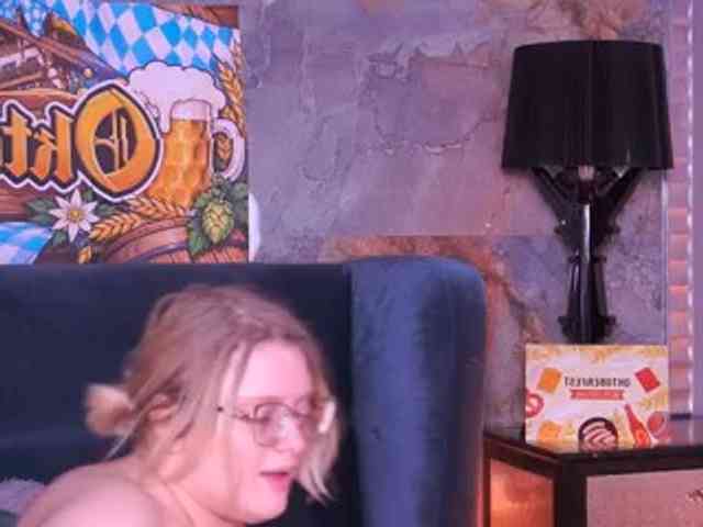 KiraKolobok webcam