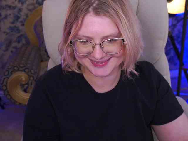 KiraKolobok webcam