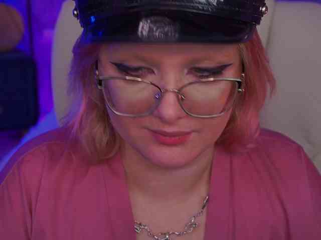 KiraKolobok webcam