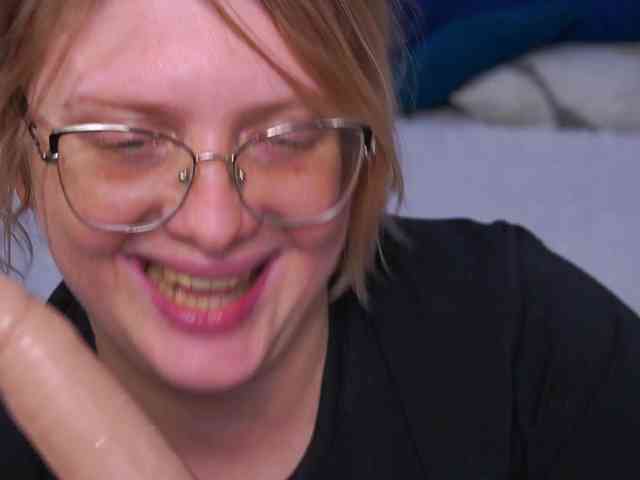 KiraKolobok webcam