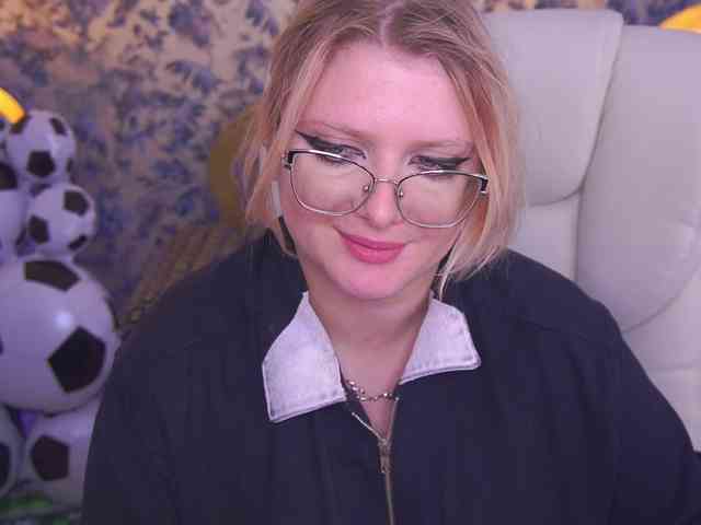 KiraKolobok webcam