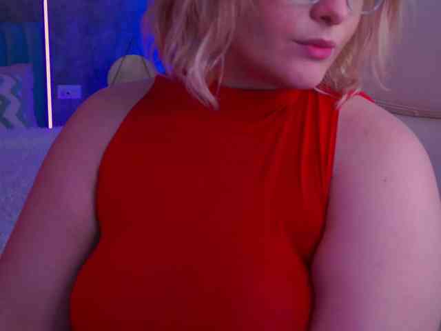 KiraKolobok webcam