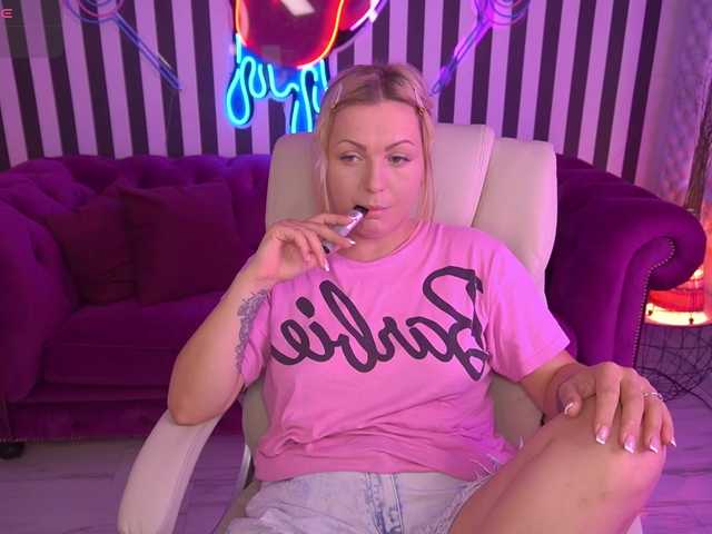 AnkaLastochkina live cam on BongaCams