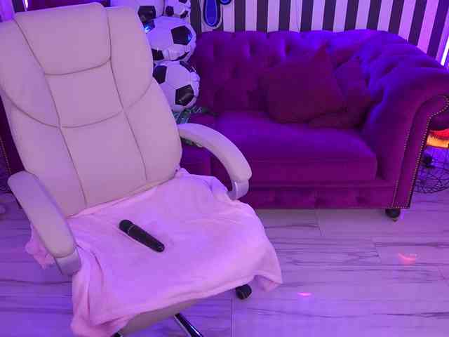 MashaTutuDudu webcam