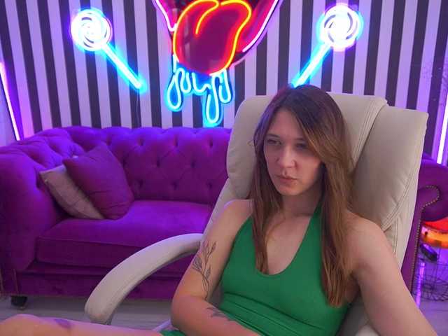 LinaDance live cam on BongaCams