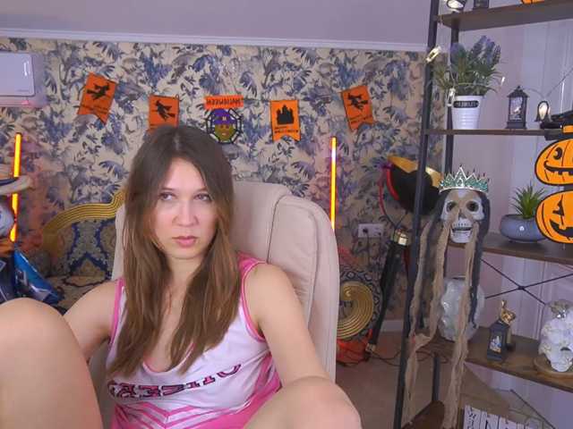 LinaDance live cam preview