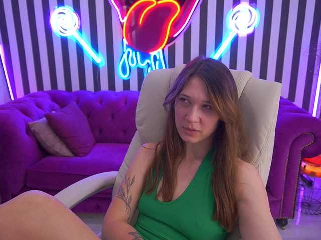 LinaDance live cam on BongaCams