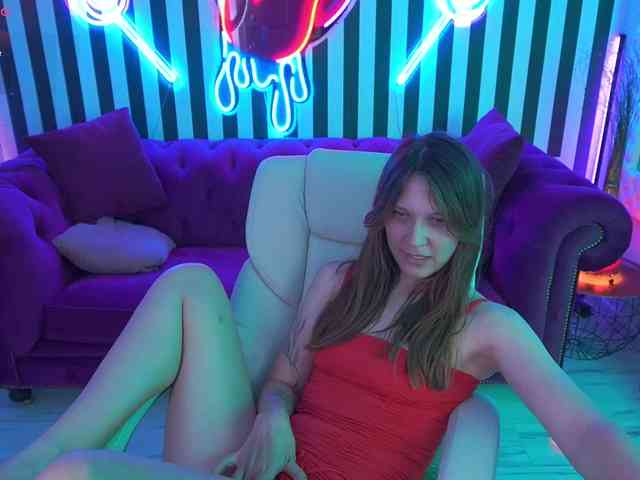 LinaDance webcam