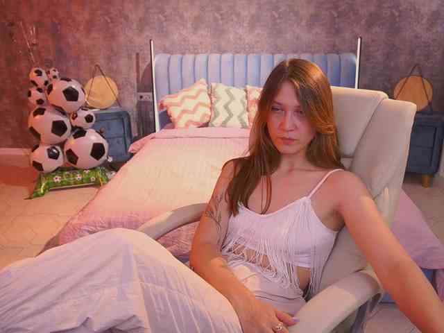 LinaDance webcam