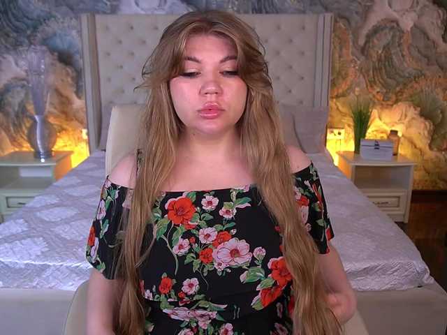 LyalyaPiska live cam on BongaCams