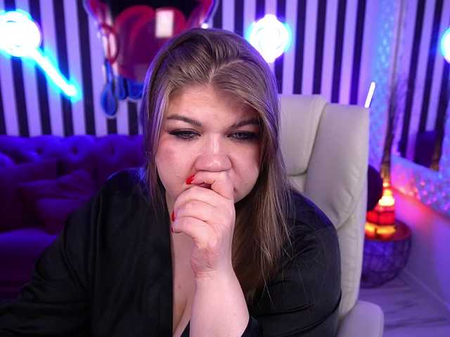 LyalyaPiska live cam on BongaCams