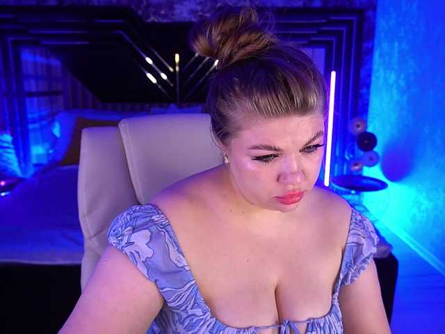 LyalyaPiska live cam on BongaCams