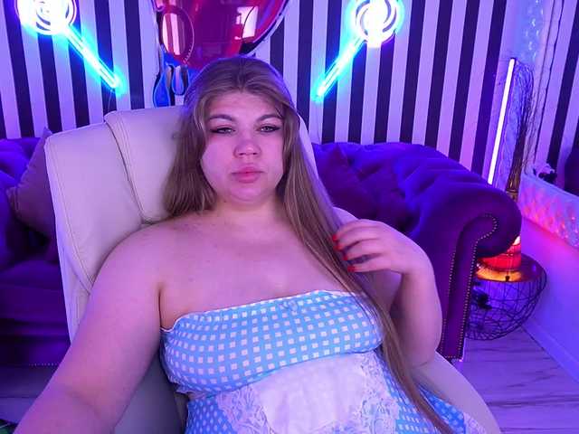 LyalyaPiska live cam on BongaCams