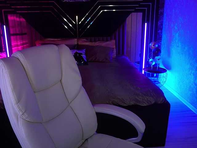 LyalyaPiska live cam on BongaCams
