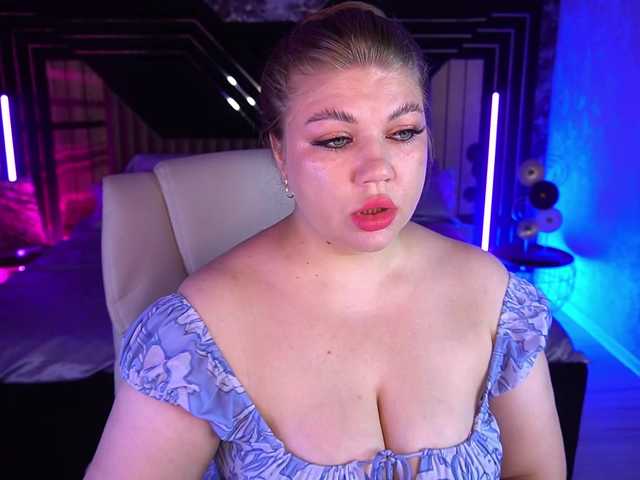 LyalyaPiska live cam on BongaCams
