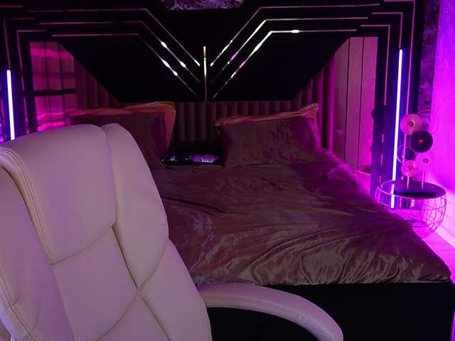 LyalyaPiska live cam on BongaCams
