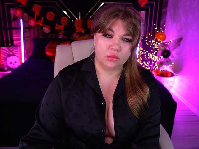 LyalyaPiska live cam on BongaCams