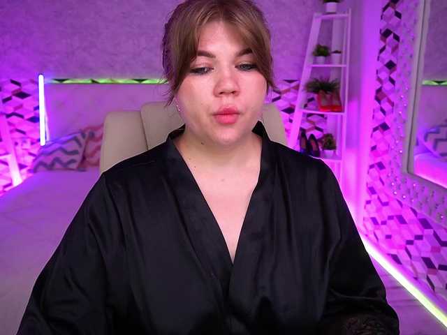 LyalyaPiska live cam on BongaCams